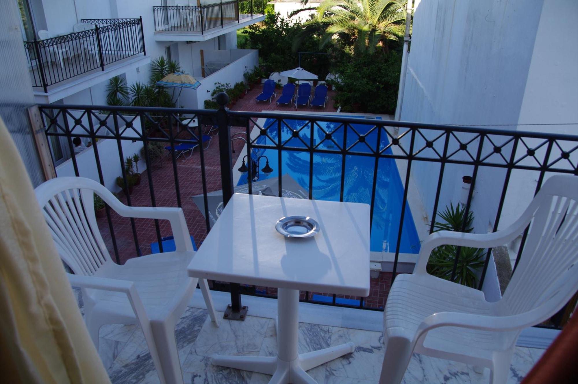 Hotel Marlton Скиатос Екстериор снимка